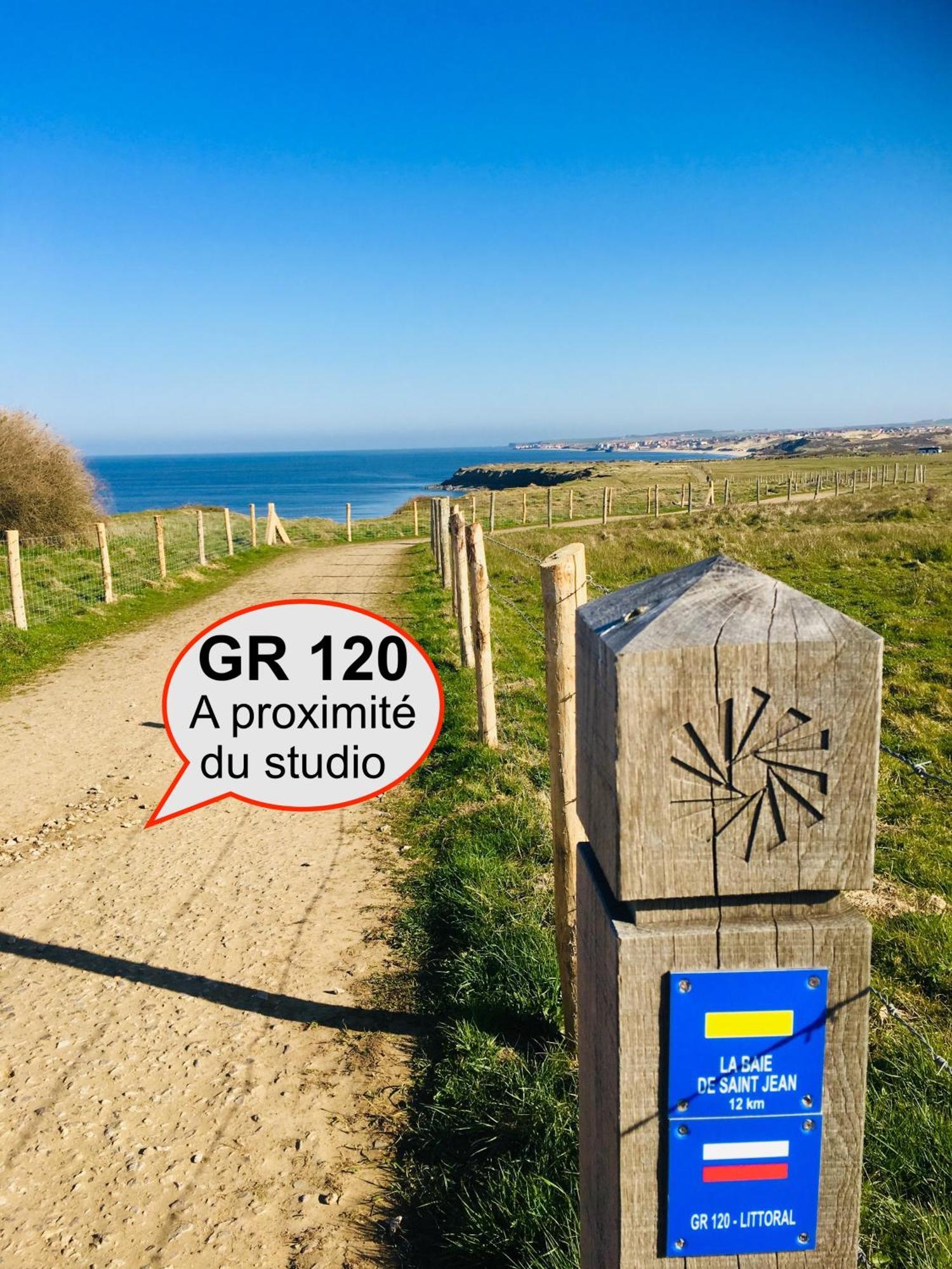 Brise De Mer Sur La Naturelle, Studio A Wimereux , Parking Exterior foto